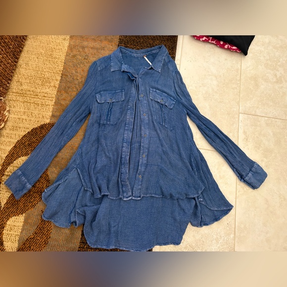 Free People Tops - Free People Blue Button-Down Textured Long Sleeve Tunic